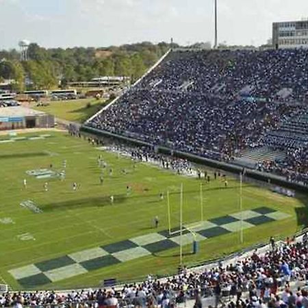 Short Walk To Jsu Stadium, Hospitals, And Bars In Fondren Jackson Extérieur photo